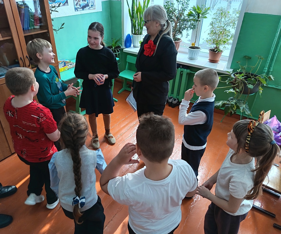 Литературное путешествие «Гуляют кошки по страницам» для учащихся 1‑го и 2‑го классов.